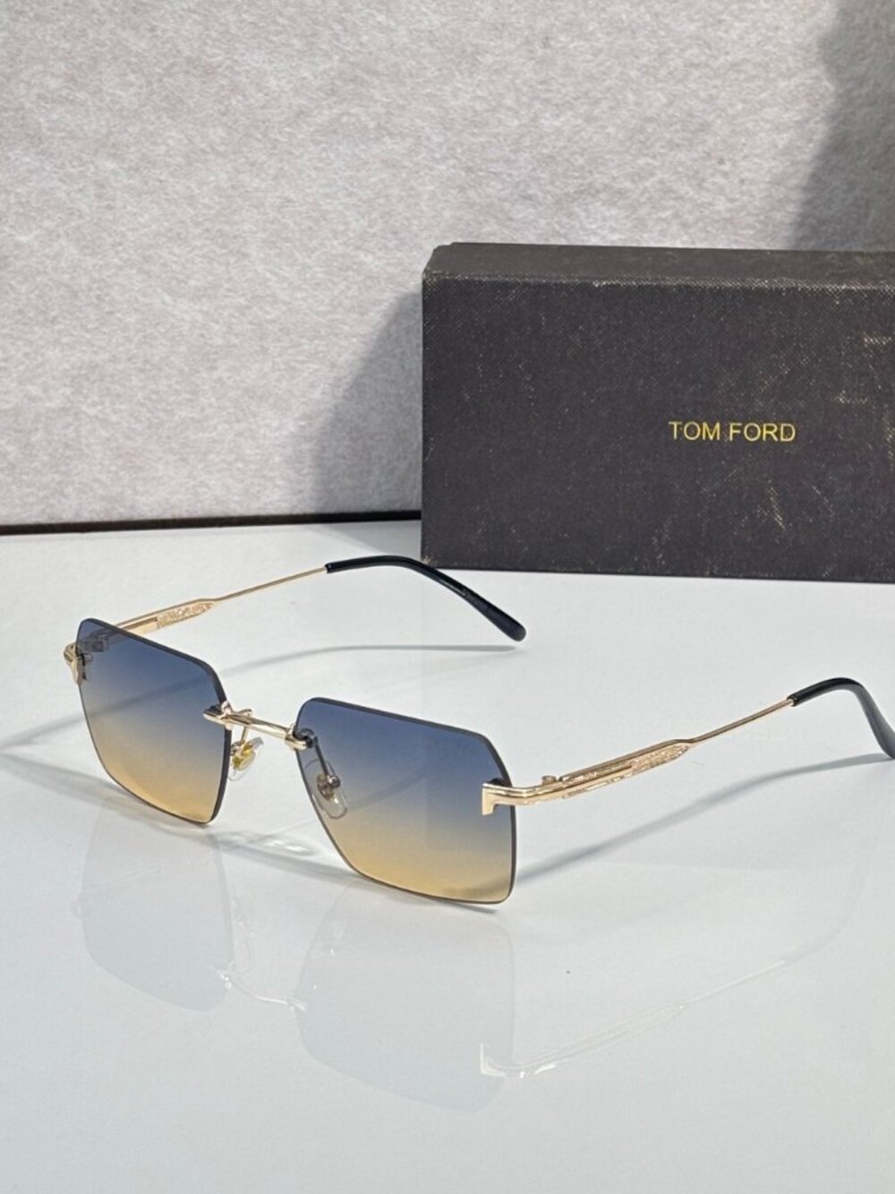 TOM FORD Frameless Gradient Sunglasses